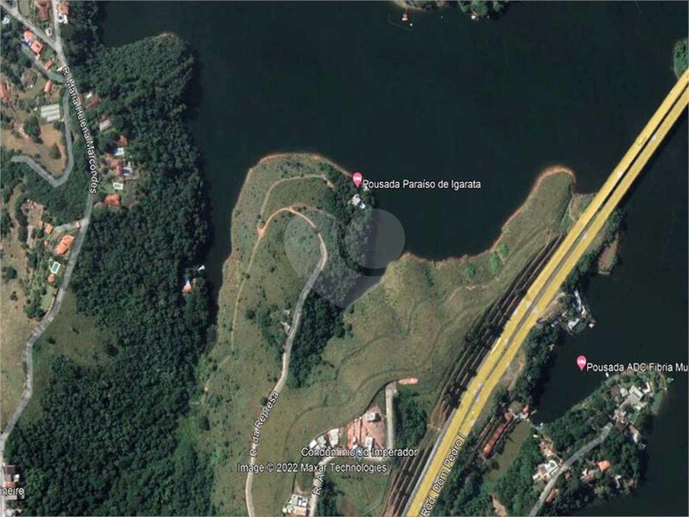 Casa à venda com 4 quartos, sendo 2 suítes,  no condomínio Jardim Imperador, Igaratá - SP