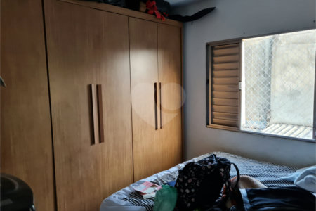 Casa à venda com 3 quartos em Jardim das Esmeraldas, São Paulo, SP