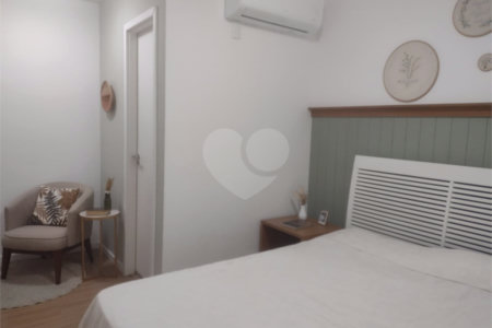 Apartamento à venda com 3 quartos, sendo 1 suíte,  em Campo Grande, São Paulo, SP