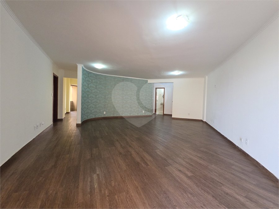 Apartamento à venda com 3 quartos, sendo 2 suítes, no Centro, Sorocaba, SP