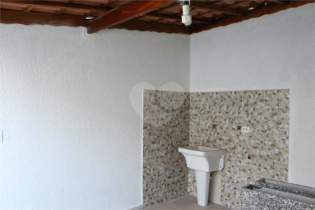Casa à venda com 2 quartos, sendo 1 suíte,  em Vila Moreira, São Paulo, SP
