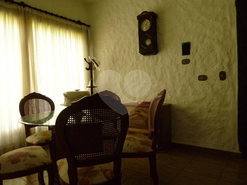 Sobrado à venda com 3 suítes em Jardim Leonor, São Paulo, SP