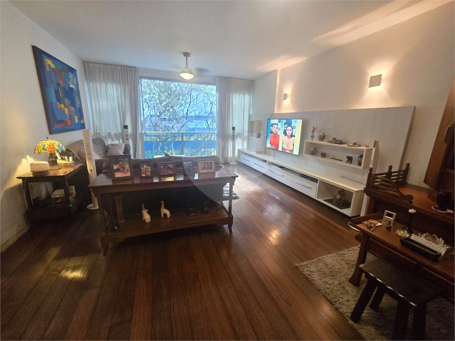 Apartamento à venda com 4 quartos, sendo 1 suíte, em Tijuca, Rio de Janeiro, RJ