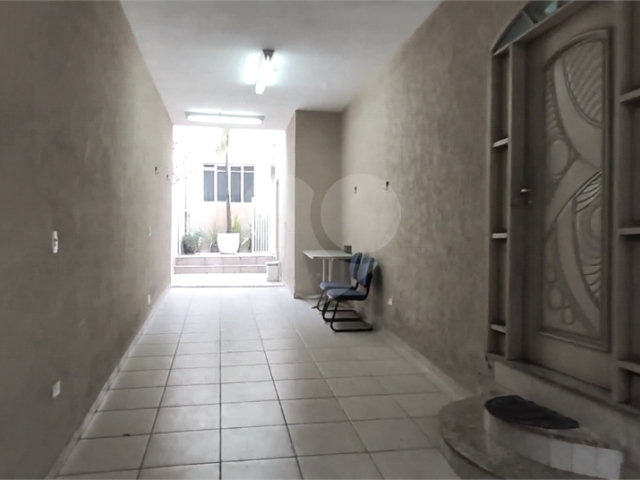 Sobrado à venda com 5 quartos, sendo 3 suítes,  em Vila Maria Alta, São Paulo, SP