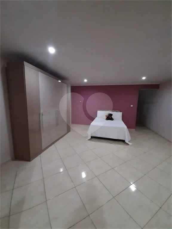 Sobrado à venda com 4 quartos, sendo 1 suíte, em Tremembé, São Paulo, SP