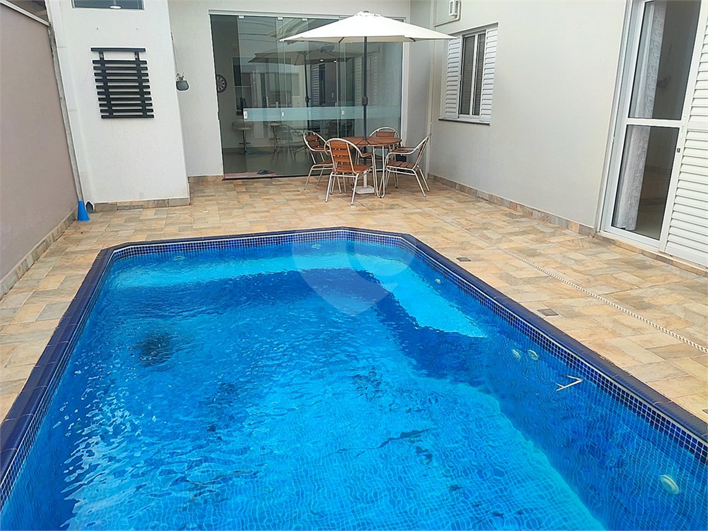 Casa à venda com 3 suítes em Jardim dos Flamboyants, Araraquara, SP