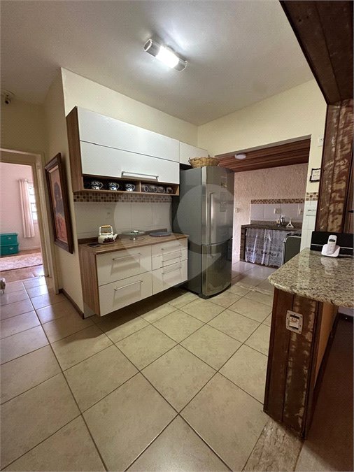 Casa em condomínio à venda com 3 quartos, sendo 2 suítes,  em Peró, Cabo Frio, RJ