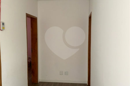 Casa à venda com 3 suítes no condomínio Altos de São Roque, São Roque - SP