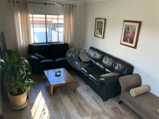 Sobrado à venda com 3 quartos, sendo 1 suíte,  em Campo Grande, São Paulo, SP