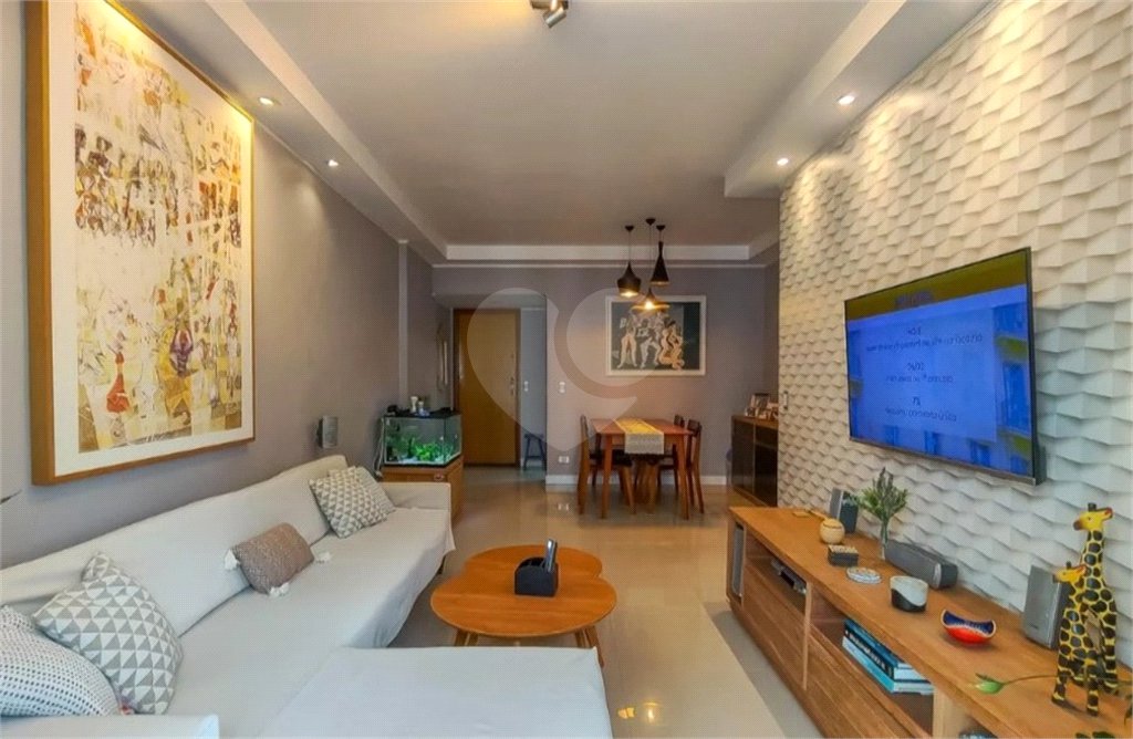 Apartamento à venda com 2 quartos, sendo 1 suíte, em Vila Isabel, Rio de Janeiro, RJ