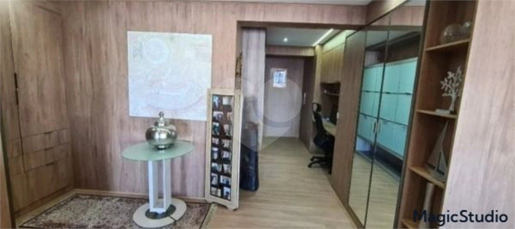 Apartamento com 105m² , 2 dormitórios , sendo 2 suítes , 2 vagas , à venda no Brás.