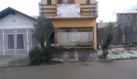 Casa à venda com 3 suítes em Parque Santa Felícia Jardim, São Carlos, SP