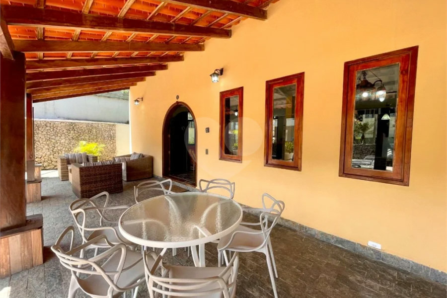 Casa à venda com 5 quartos, sendo 4 suítes, em Riviera de São Lourenço, Bertioga, SP