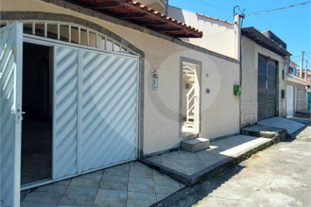 Casa à venda com 2 quartos, sendo 1 suíte, em Campo Grande, Rio de Janeiro, RJ