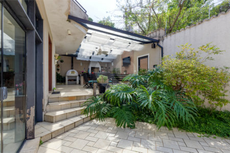 Casa à venda com 3 quartos, sendo 1 suíte, em Brooklin, São Paulo, SP