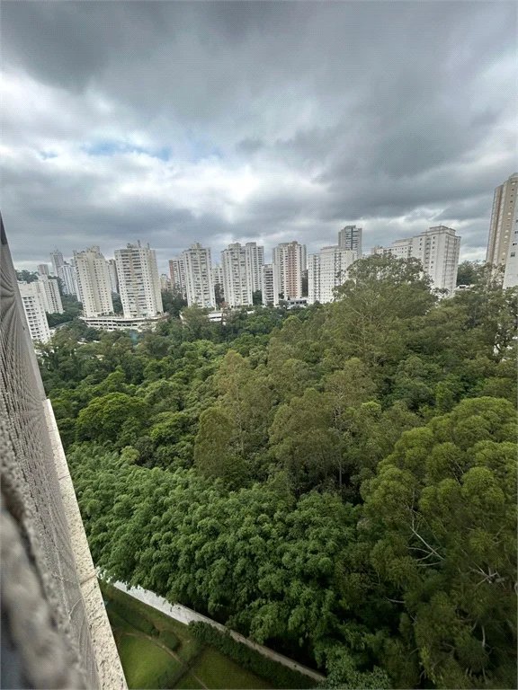 Apartamento à venda com 2 suítes em Parque Reboucas, São Paulo, SP