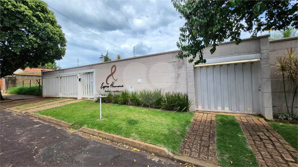 Casa à venda com 3 suítes em Vila Harmonia, Araraquara, SP