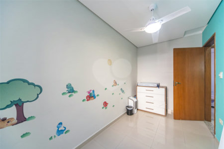 Sobrado à venda ou para alugar com 3 quartos, sendo 2 suítes, em Vila Linda, Santo André, SP