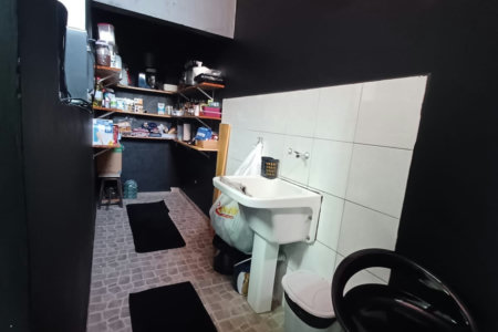 Casa à venda com 3 quartos, sendo 1 suíte, em Jardim Rosana, Guarulhos, SP