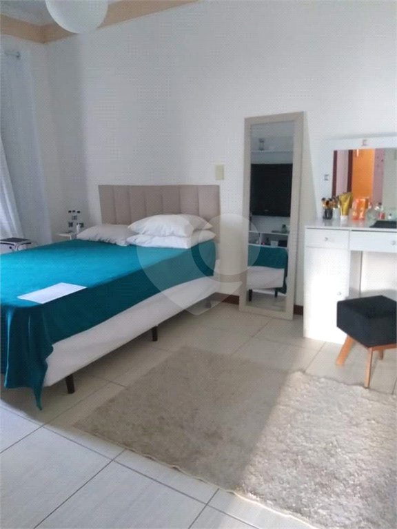 Casa à venda com 2 suítes no Centro, Águas de Lindóia, SP