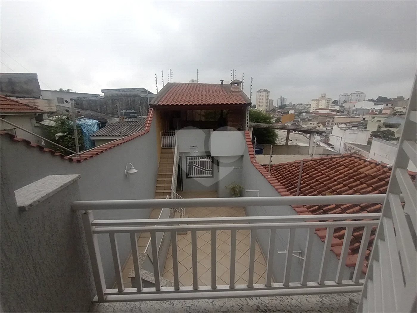 Sobrado à venda com 3 quartos, sendo 1 suíte, em Vila Gustavo, São Paulo, SP