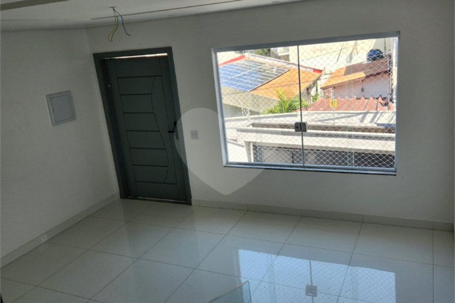 Sobrado à venda com 3 quartos, sendo 1 suíte,  em Vila Pereira Barreto, São Paulo, SP