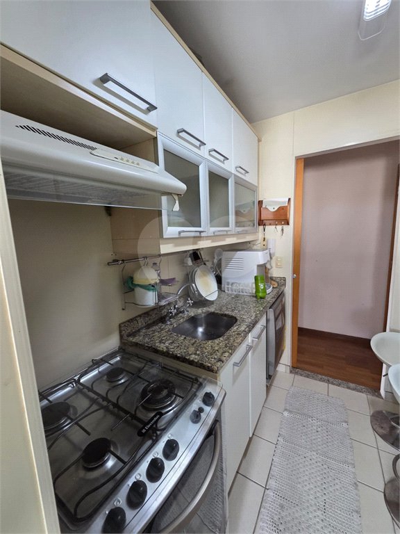 Cobertura à venda com 3 quartos, sendo 1 suíte, em Cidade São Francisco, São Paulo, SP