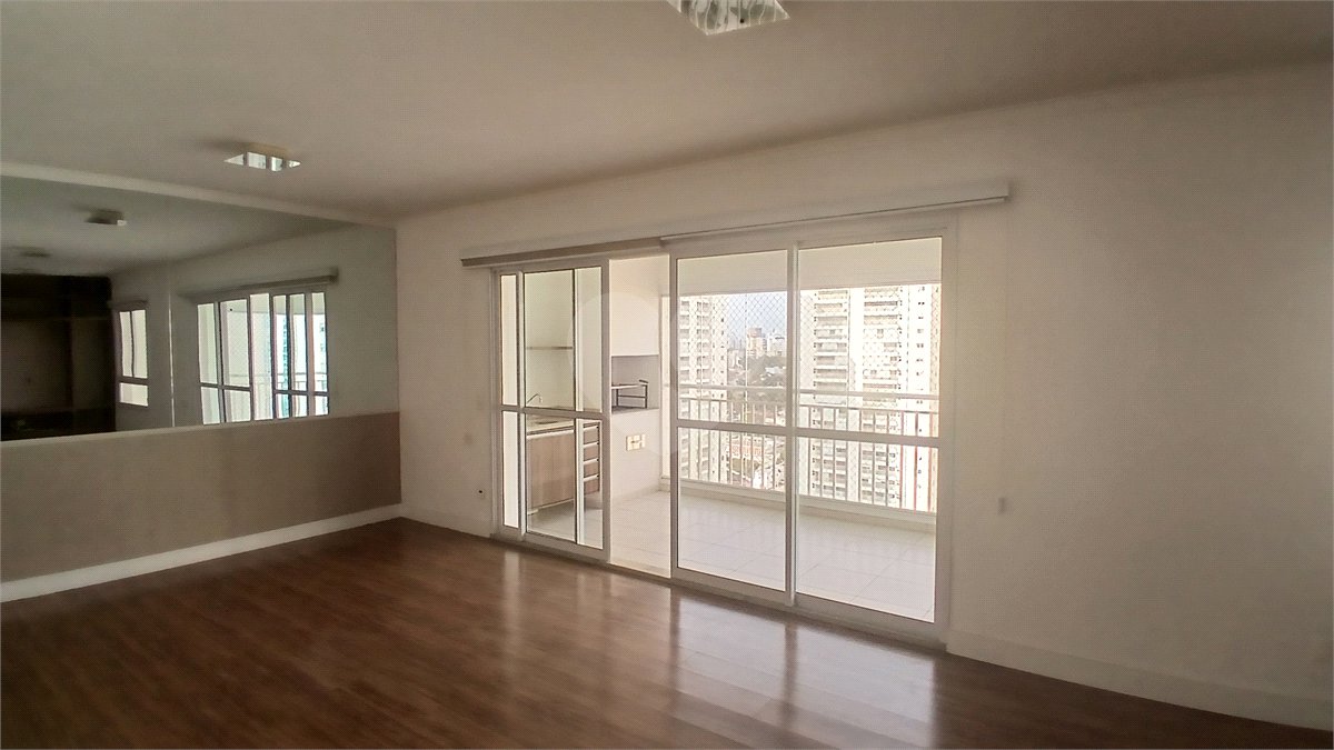 Apartamento para alugar com 3 quartos, sendo 1 suíte,  no Centro, São Bernardo do Campo, SP