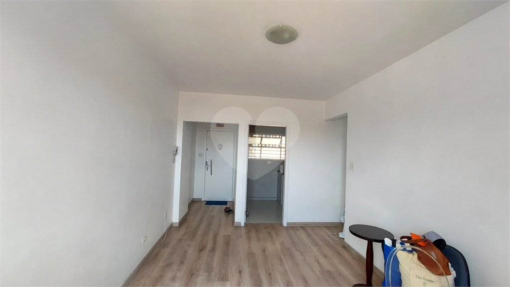 Apartamento à venda com 2 quartos em Sé, São Paulo, SP