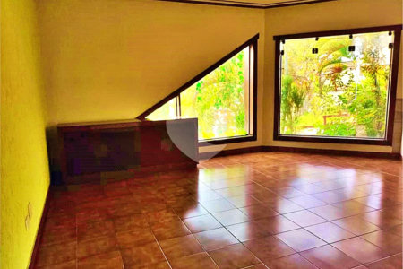Sobrado à venda ou para alugar com 4 quartos, sendo 1 suíte, em Jardim Franca, São Paulo, SP