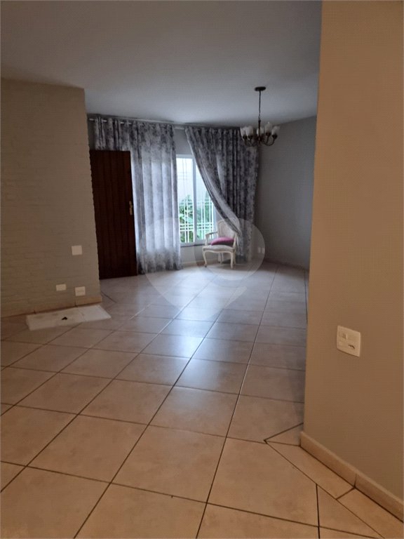 Sobrado à venda com 4 quartos, sendo 1 suíte, em Brooklin, São Paulo, SP
