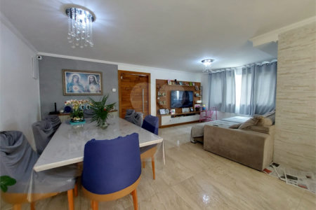 Casa à venda com 4 suítes em Lapa, São Paulo, SP