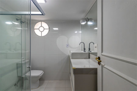 Apartamento à venda com 2 quartos em Indianópolis, São Paulo, SP