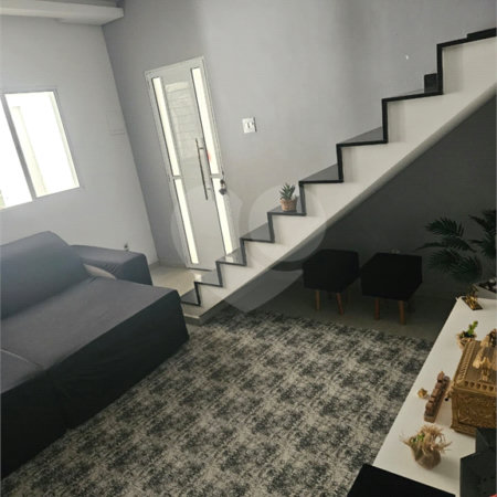 Casa à venda com 3 quartos, sendo 1 suíte,  no condomínio Residencial Rubi, Mogi das Cruzes - SP