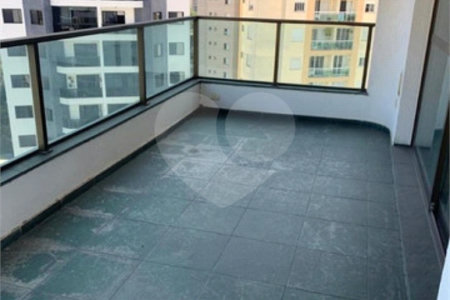 Apartamento à venda com 3 suítes em Vila Suzana, São Paulo, SP