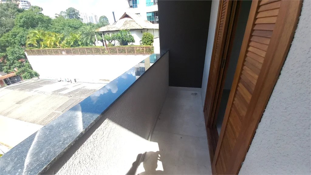 Casa para alugar com 3 quartos, sendo 1 suíte, em Paraíso do Morumbi, São Paulo, SP