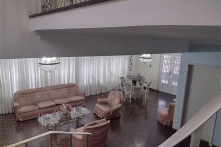 Sobrado à venda com 6 quartos, sendo 1 suíte, em Vila Medeiros, São Paulo, SP