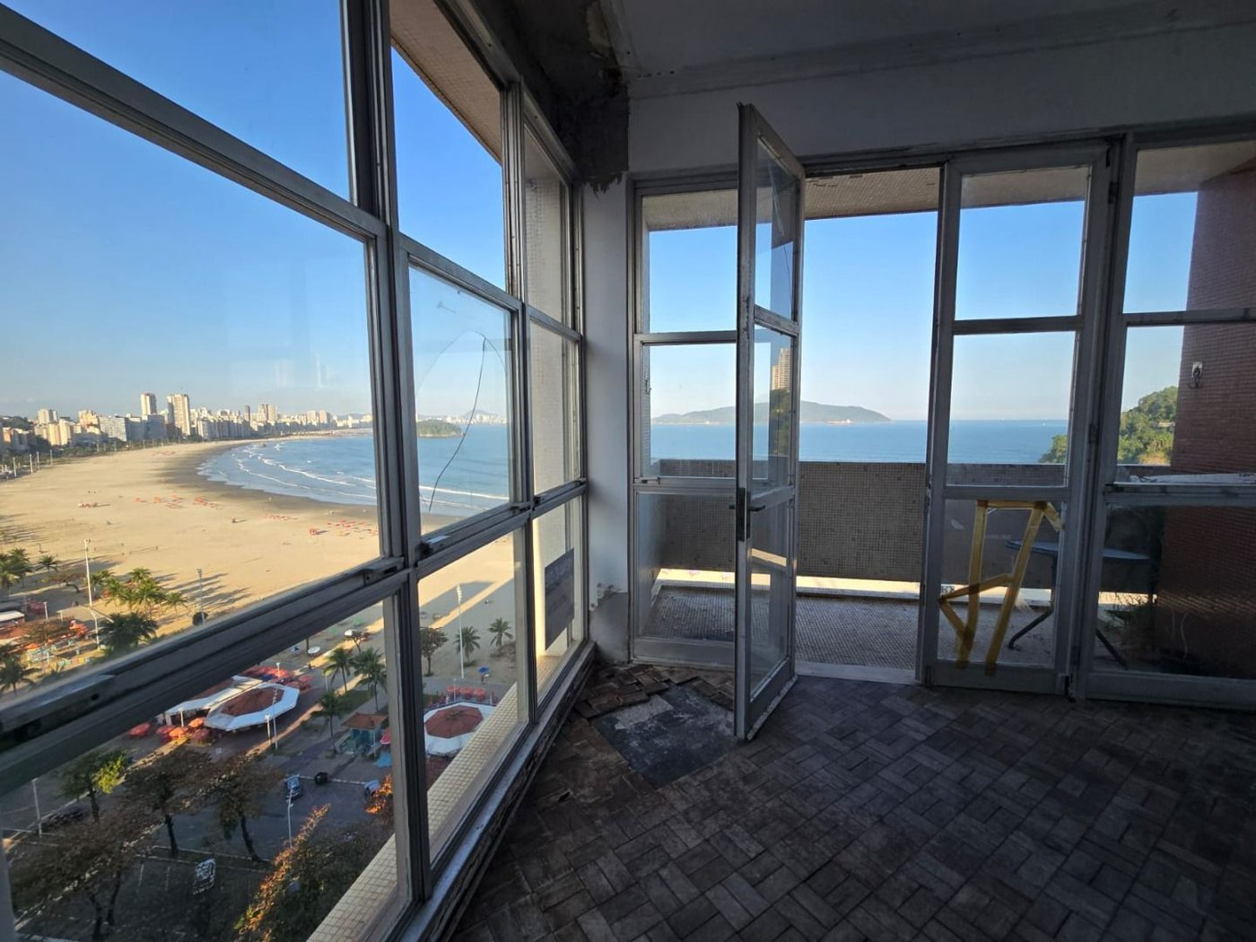 Apartamento com 3 dormitórios à venda, 175 m² por R$ 950.000,00 - Itararé - São Vicente/SP