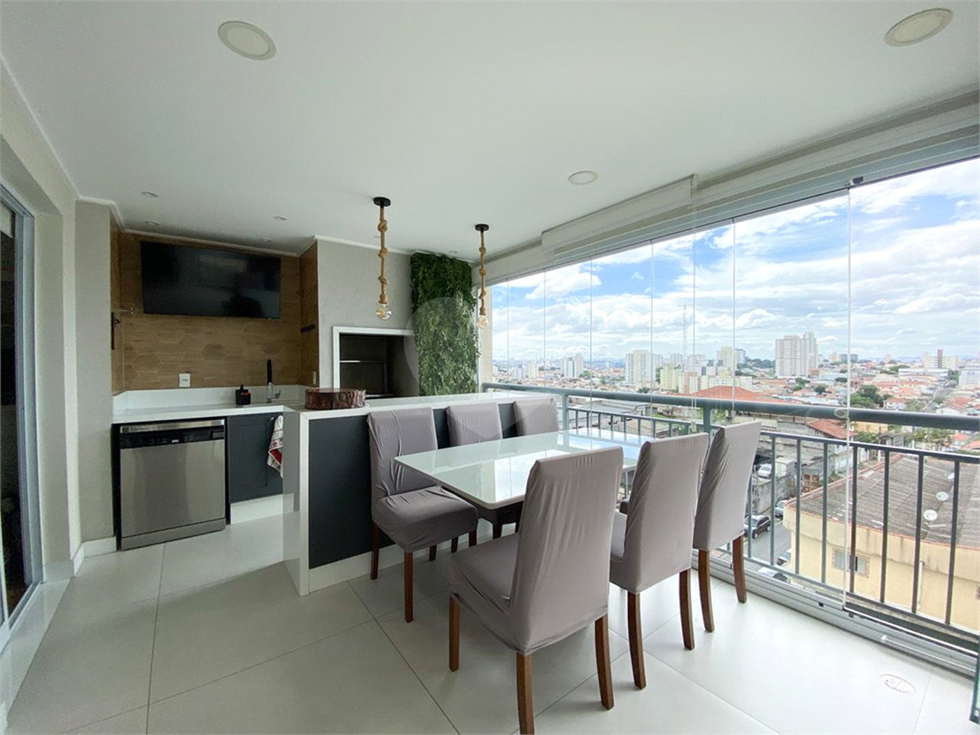 Apartamento à venda com 2 quartos, sendo 1 suíte,  em Tucuruvi, São Paulo, SP