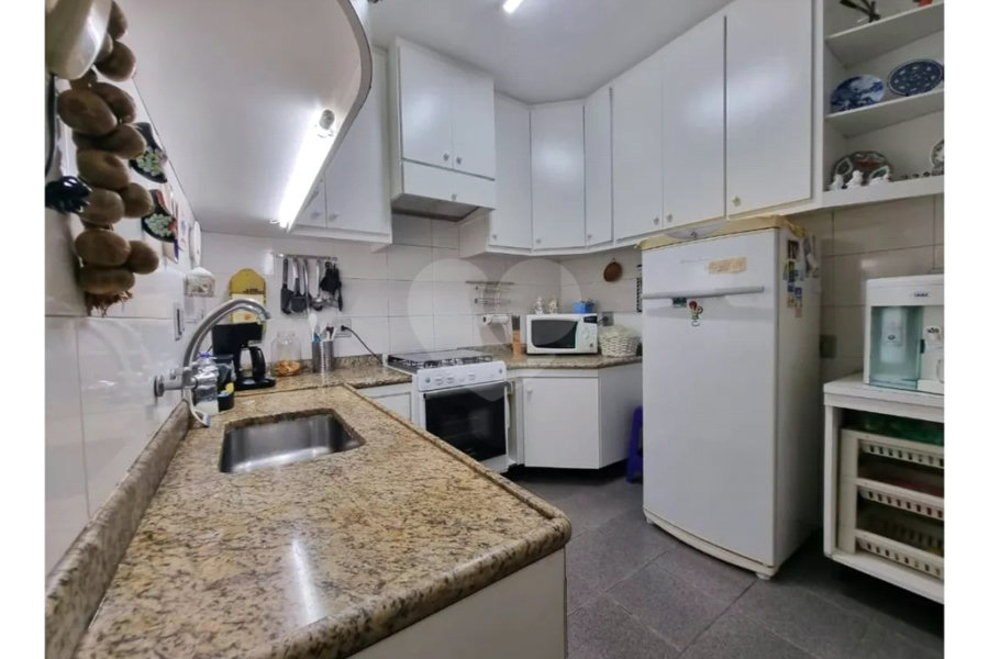 Casa Térrea à venda com 3 quartos, sendo 2 suítes, em Horto Florestal, São Paulo, SP