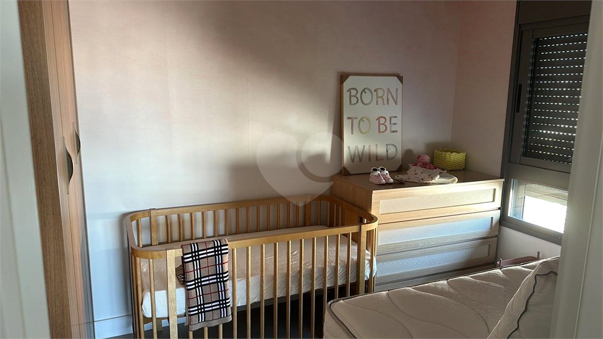 Apartamento à venda ou para alugar com 2 suítes em Vila Olímpia, São Paulo, SP