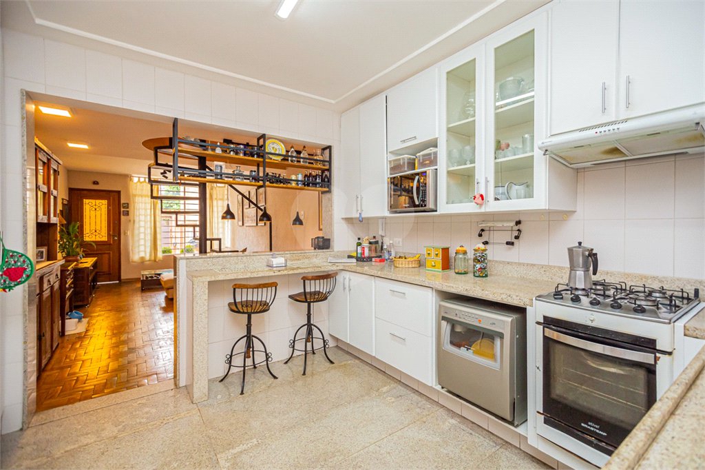 Casa à venda com 3 quartos, sendo 2 suítes,  em Chácara Santo Antônio (zona Sul), São Paulo, SP