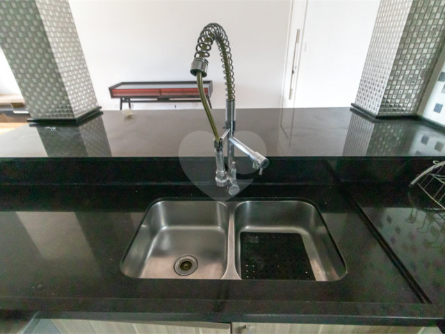 Apartamento à venda com 2 quartos, sendo 1 suíte,  em Jardim Paulista, São Paulo, SP