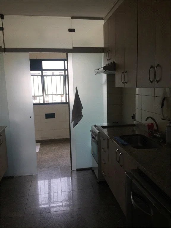 Apartamento à venda com 3 suítes em Vila Suzana, São Paulo, SP