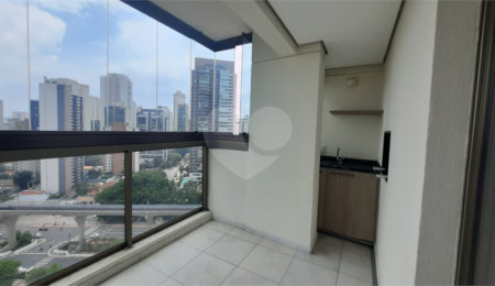 Apartamento para alugar com 3 suítes em Campo Belo, São Paulo, SP