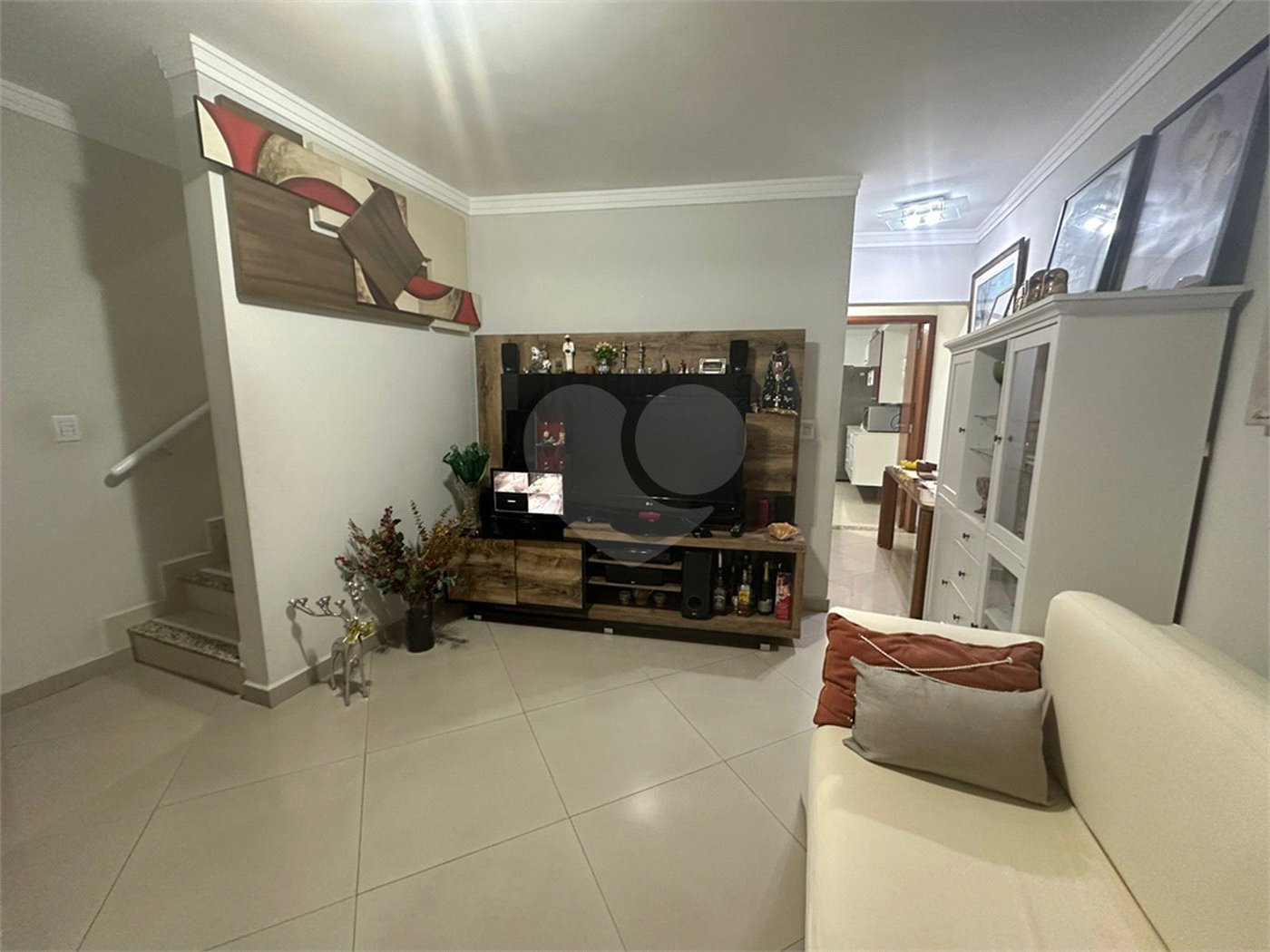 Casa à venda ou para alugar com 3 quartos, sendo 1 suíte,  em Jardim Vivan, São Paulo, SP