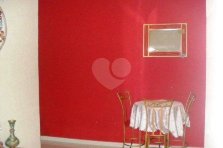Sobrado à venda com 3 quartos, sendo 1 suíte, em Vila Mazzei, São Paulo, SP