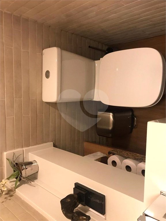 Sobrado à venda com 4 quartos, sendo 1 suíte, em Parada Inglesa, São Paulo, SP