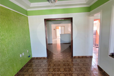 Sobrado à venda com 3 quartos, sendo 1 suíte, em Jardim Morada do Sol, Indaiatuba, SP