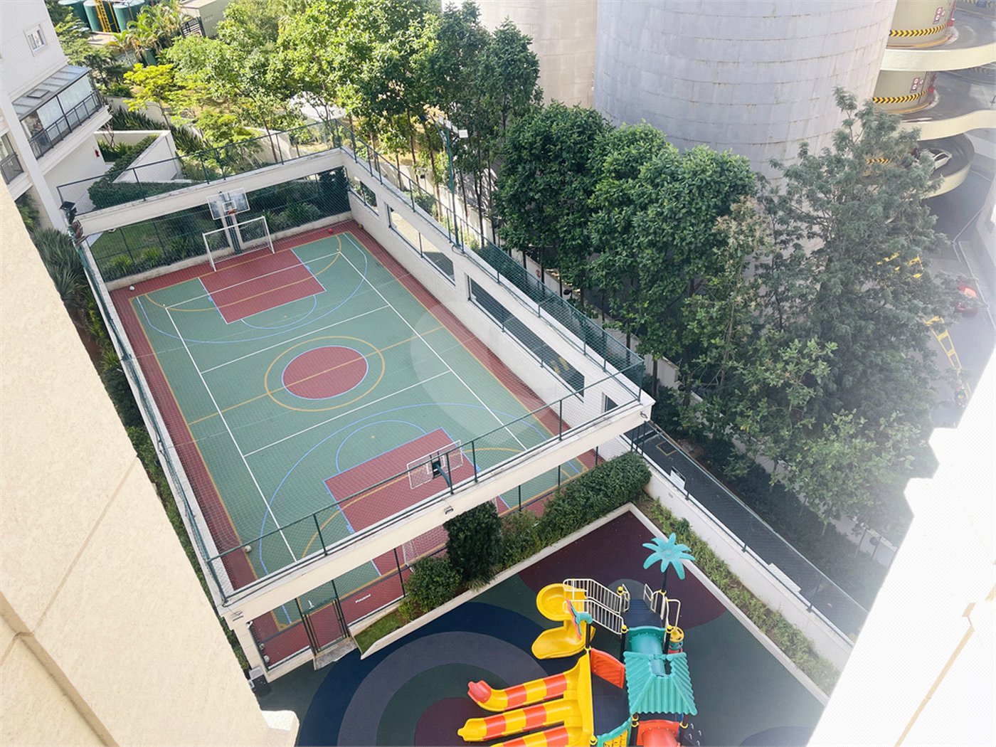 Apartamento à venda com 3 suítes em Vila Gilda, Santo André, SP